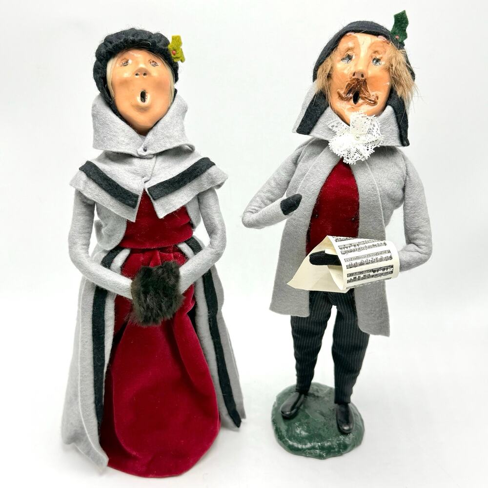 Vintage 1981 Byers Choice Early Carolers Pair of 2 Burgundy Gray Christmas Decor